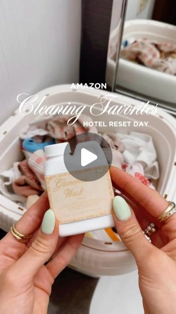 Julianna Christensen on Instagram: "Hotel reset day 🤍. Perfect for longer trips! EVERYTHING is on my AMZ Storefront under the “Travel Cleaning Kit” and “Travel Favorites” categories! 🎉 GIVEAWAY🎉 Giving away 1 x $200 Amazon Gift card. Just like, save, and tag two friends in today’s reel. Winner announced June 6th.  ✨ ✨ #amazonfinds #amazonfind #amazonmusthaves #amazonmusthave #amazonfavorite #amazonfavorites #amazontravel #travelessentials #travelessential #cleanwithme #cleaningmotivation #travelideas #cleansetup #laundrytips #laundrydetergent #hotelstay #vacationvibes #packwithme #cleaningproducts #summeressentials #summeressential #familyvacations #familyvacation #snacklebox #organizewithme #whatsinmybag" Hotel Must Haves, Travel Cleaning Supplies, Travel Cleaning Kit, Hotel Essentials, Travel Kit Gift, Reset Day, Travel Favorites, Purse Ideas, Amazon Travel