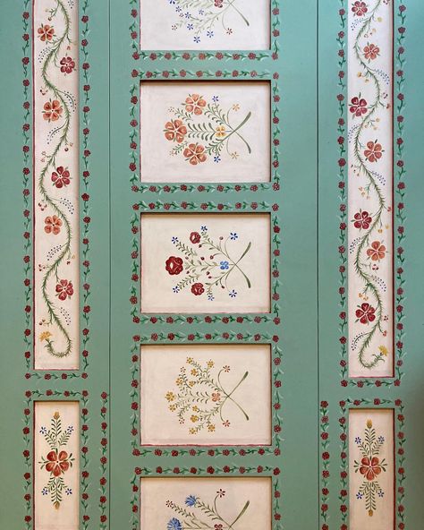 Tess Newall 🔆 | - 🌷🌹👀 sneak peak of something i have been decorating for a beautiful house in Yorkshire.. these panels will soon be assembled into… | Instagram Tiny Attic Room, Scandinavian Door, Painted Bedroom Doors, Tess Newall, Stenciled Doors, Painted Wardrobe, Folk Decor, Floral Furniture, A Beautiful House