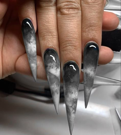 Dark Cloud Nails, Bone White Nails, Smokey Acrylic Nails, Smokey Nails Tutorial, 2024 Coffin Nail Designs, Storm Nail Art, Matte Coffin Nail Ideas, Grey Marble Nail Designs, Rain Inspired Nails