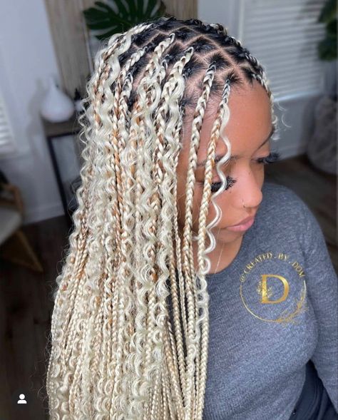 Braids And Twists, Colored Hairstyles, Vacation Hair, Pretty Blonde Hair, Hair Puff, Beach Styles, Big Box Braids Hairstyles, Bohemian Braids, Hair Secrets