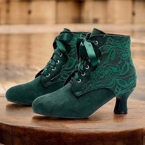 Vintage Ankle Boots, Victorian Boots Women, Whimsigoth Shoes, Shoes For Women Aesthetic, Green Velvet Shoes, Steampunk Costumes, Steampunk Boots, Cheap Ankle Boots, Victorian Boots