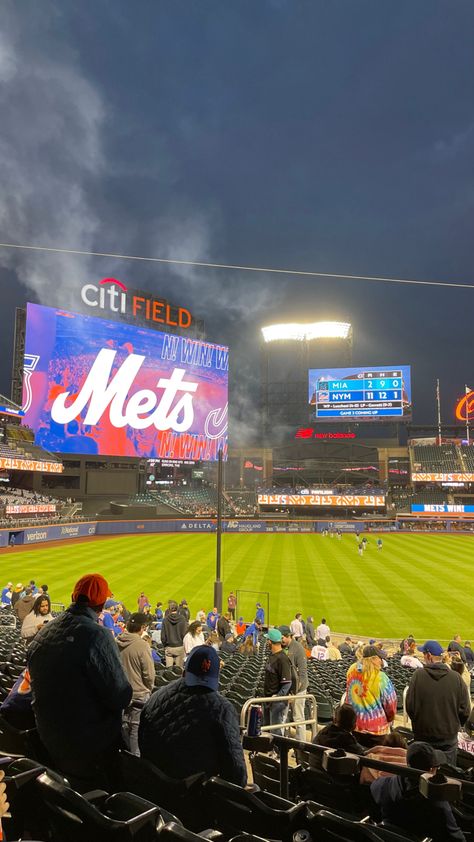 baseball sports america USA Mets Wallpaper Iphone, Mets Aesthetic, Mets Game Aesthetic, Vintage Mets Poster, Mets Game, Queens Nyc, Mets Baseball, Ny Mets, New York Mets