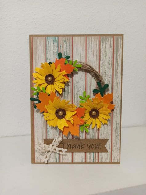 Thanksgiving Homemade Cards, Nursing Home Crafts, Thanksgiving Cards Handmade, Pearls And Lace, Fall Greeting Cards, Yellow Cards, Greeting Card Handmade, Leaf Cards