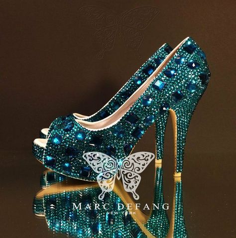 Wedding Shoes Blue Heels, Turquoise High Heels, Peacock Heels, Wedding Shoes Blue, Bling Wedding Shoes, Best Bridal Shoes, Wedding Shoes Boots, Fun Wedding Shoes, Pretty Sandals