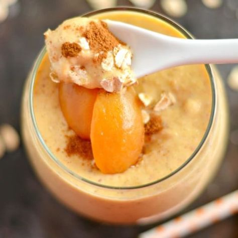 Apricot Cinnamon Oat Smoothie Apricot Smoothie, Healthy Oatmeal Recipes, Oat Smoothie, Gluten Free Breakfast, Smoothie Prep, Healthy Gluten Free Recipes, Healthy Oatmeal, Cinnamon Flavor, Strawberry Smoothie