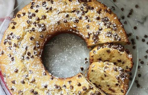 Ricotta Chocolate Chip Ciambella Cake Ricotta Chocolate, Italian Treats, Ricotta Cake, Pistachio Cream, Chocolate Chip Cake, Dessert Simple, Semi Sweet Chocolate Chips, Italian Desserts, Latest Recipe