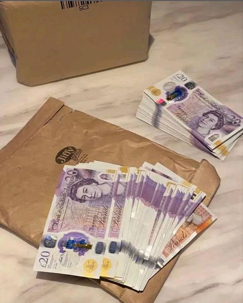 Fake Bank Notes, Pound Money, Foreign Money, British Pounds, Sterling Money, Uk Money, Green Bank, Money Board, Pound Sterling