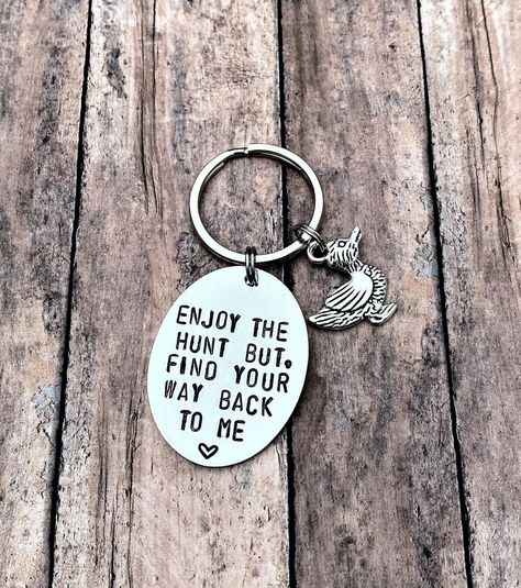 Christmas Gift Ideas For Country Boyfriend, Duck Hunting Gifts For Boyfriend, Hunting Boyfriend Gifts, Gifts For Hunting Boyfriend, Hunting Gifts For Boyfriend, Hunting Keychain, Gift Ideas For Hunters, Duck Hunter Gifts, Hunting Couple