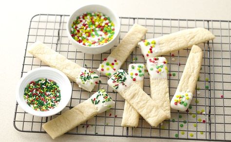 Easy Dipped Sugar Cookie Sticks Sugar Cookie Sticks, Pillsbury Cookies, Cookie Sticks, Xmas Baking, Raw Cookie Dough, Pillsbury Recipes, Easy Sugar Cookies, Christmas Cookies Easy, Baked Cookies