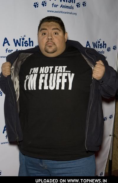 Gabriel Iglesias - Hey, he's fluffy! Fluffy Comedian, Fluffy Gabriel Iglesias, Gabriel Iglesias, Famous Comedians, Lost 50 Pounds, Big Men Fashion, 50 Pounds, Free Youtube, Stand Up Comedy