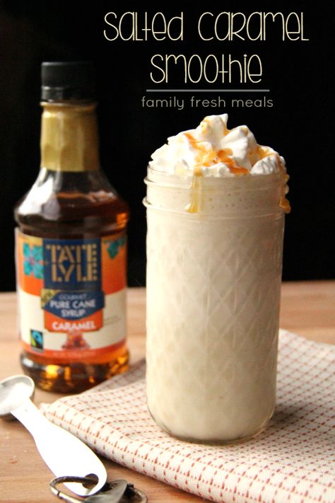 Salted Caramel Smoothie - FamilyFreshMeals.com -- Super Breakfast, Salted Caramel Smoothie, Resep Smoothie, Super Smoothies, Fresh Meals, Family Fresh Meals, Smoothie Drink Recipes, Butter Chocolate, Healthy Smoothie