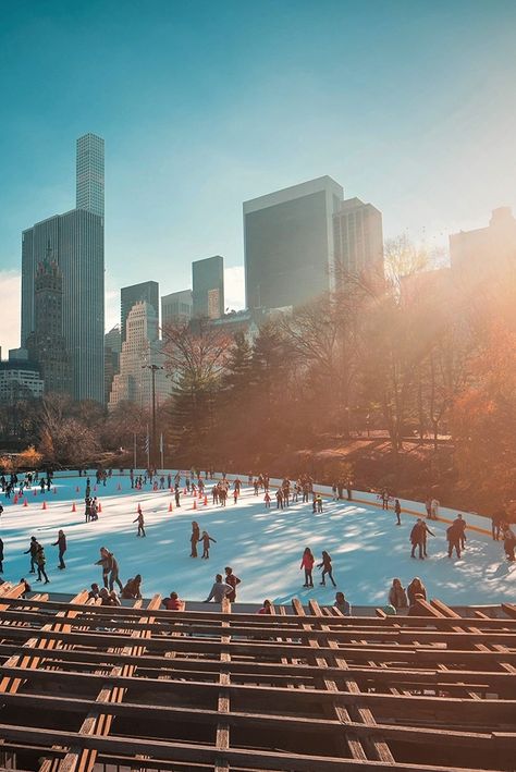 Living in or visiting New York City during winter? Then, a visit to the Wollman Rink in Central Park is a must! This world-famous rink offers skating enthusiasts of all levels a chance to enjoy this classic winter pastime. Whether you're a beginner or an experienced skater, the knowledgeable staff and wide variety of activities available make the Wollman Rink a great choice for an afternoon (or evening) out. 📸: Joseph Barrientos Wollman Rink Central Park, Visiting New York City, Visiting New York, Visit New York City, Ny Trip, New York Central, Visit New York, District Of Columbia, Last Dance