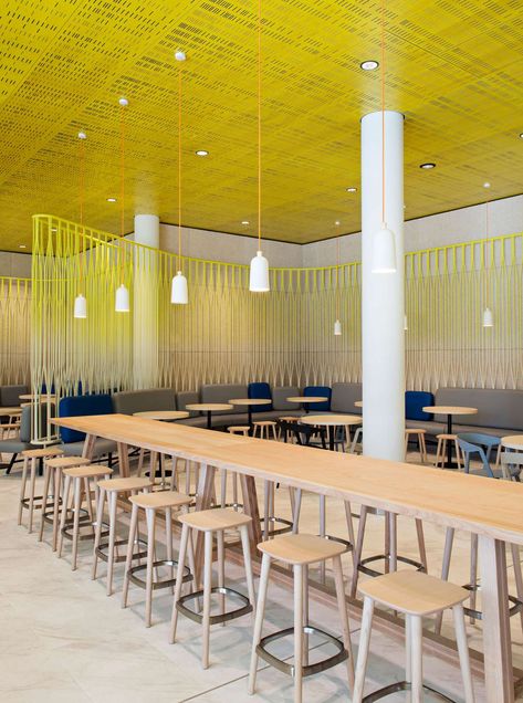 Acoustics of staff canteen: Société Générale Les Dunes | Oberflex Staff Canteen, Head Office, A Class, Living Design, Dining Rooms, Interior Details, Conference Room Table, Room Divider, Living Spaces