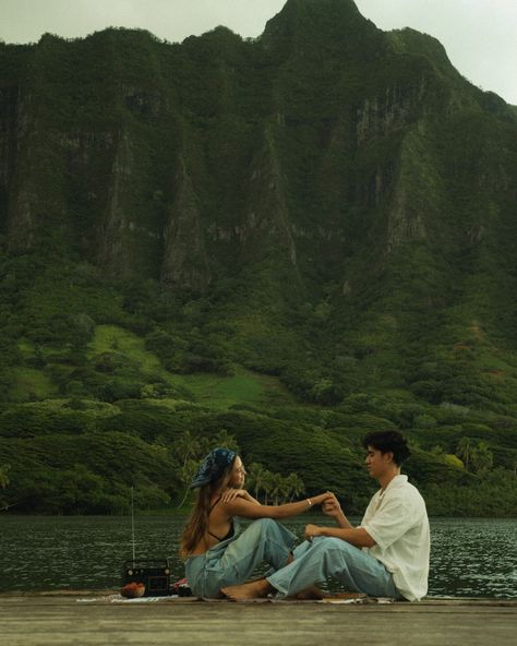 I got you, you got me <3 spent the evening tucked away in the mountains with Mari & Wyatt ♥️ Keywords: Hawaii, jungle, mountains, first date, budding romance, young love, Pinterest couple, Oahu, adventure couple, aesthetic, couples photography, traveling photographer, love like the movies, movie scenes #orlandophotographer #firstdate #adventurecouple #hawaiiphotographer #pnwphotographer #couplesphotography #travelingphotographer #floridaphotographer #weddingphotographer #elopementphotograp... Thailand Engagement Photos, Couple Dating Aesthetic, Jungle Couple Photoshoot, Movies Couple Aesthetic, Hawaii Couple Aesthetic, Mountain Couple Aesthetic, Adventure Couple Aesthetic, Traveling Couple Aesthetic, Jungle Mountains