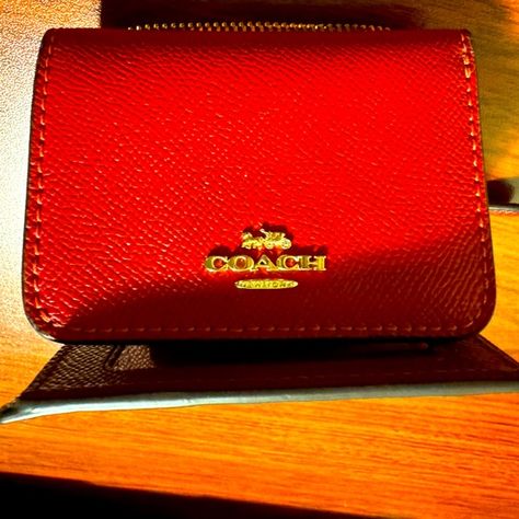 Coach small trifold wallet in red leather with coin purse Trifold Wallet, Coach Handbags, Red Leather, Leather Wallet, Coin Purse, Coin, Purse, Wallet, Jewelry Watches