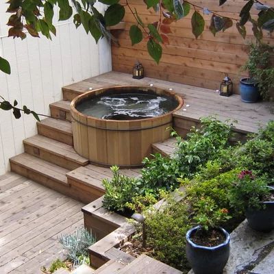 Southside Cottage - Beach Style - Tampa - by Chic on the Cheap | Houzz Hot Tub Deck Design, Round Hot Tub, Hot Tub Landscaping, Hot Tub Patio, Hot Tub Designs, Cedar Hot Tub, Diy Hot Tub, Hot Tub Deck, California Bungalow