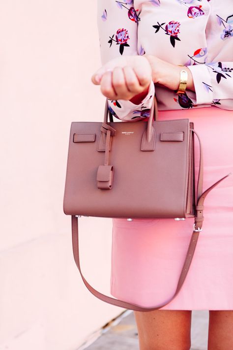 Make Me Blush | Kendi Everyday Hand Bag Outfit, Taupe Bag Outfit, Pink Hand Bag, Bag Outfit Ideas, Taupe Bag, Make Me Blush, Kendi Everyday, Pink Floral Blouse, Old Pink