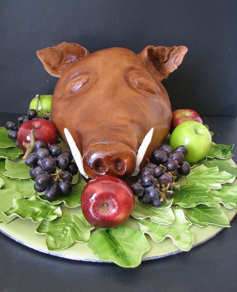 Medieval Feast, Medieval Recipes, Game Of Thrones Party, Medieval Party, Cake Wrecks, Pig Cake, Medieval Wedding, Crazy Cakes, Fair Food Recipes