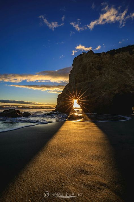 El Matador Beach in Malibu, CA, by Carlos Guana; via Facebook 4-13-19 Matador Beach, El Matador Beach, Canada Trip, Canada Travel, Things To Do, Country Roads, California, Road