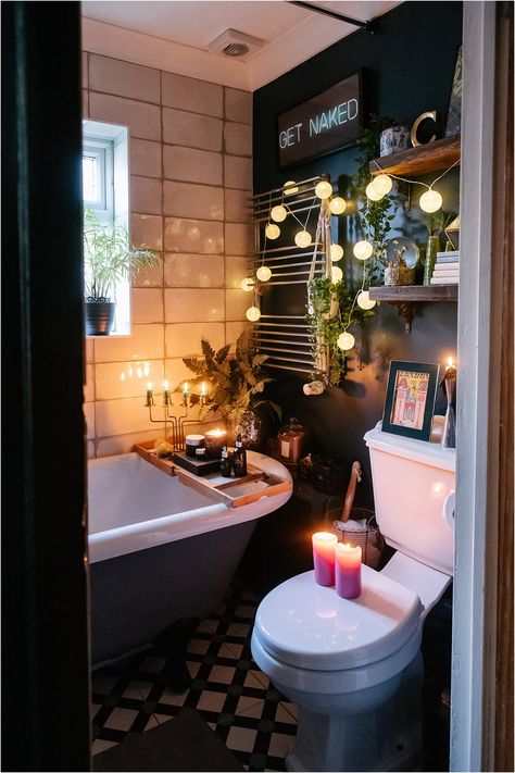 Bath Board, Eclectic Bathroom, Dark Home Decor, Dark Home, Dark Walls, Apartment Bathroom, Weekend Plans, Dream House Decor, Bathroom Makeover