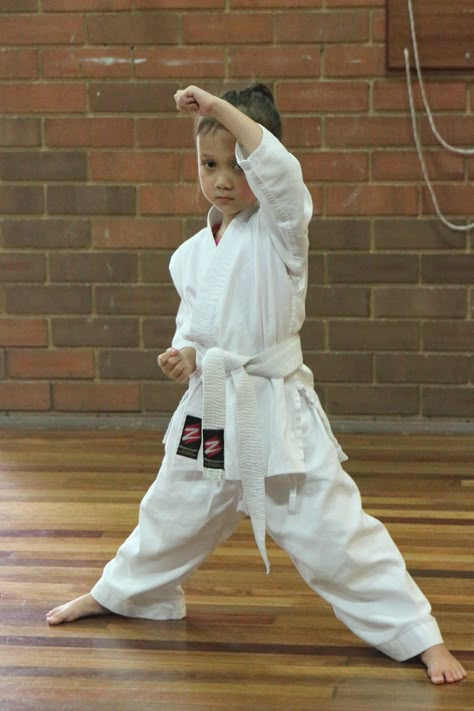 Taekwondo Girl, Kids Karate, Karate Uniform, Martial Arts Kids, Photoshoot Studio, Karate Kid, Girl Mom, Judo, Taekwondo