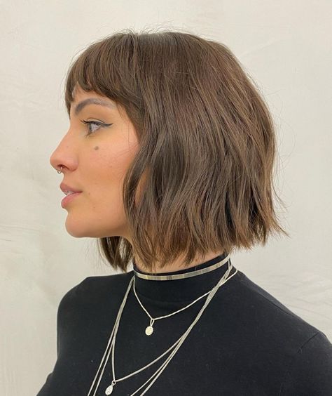 Fringe Bob Haircut, Shaggy Bob Hairstyles, Bob Hairstyles With Bangs, Choppy Bob Hairstyles, Bob Haircut With Bangs, Short Bob Haircuts, Short Hair With Bangs, Hair Envy, Short Bob Hairstyles