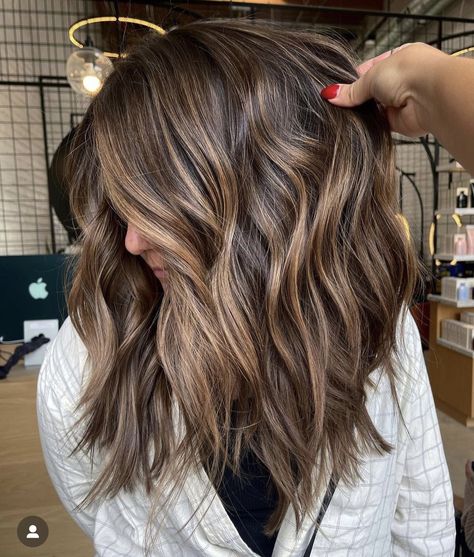 Honey Brown Balayage, What Is Balayage Hair, Hair Color Ideas For Fall, Balayage Hair Color Ideas, Balayage Ideas, Balayage Hair Color, Brunette Hair With Highlights, Brown Balayage, Dark Blonde Hair