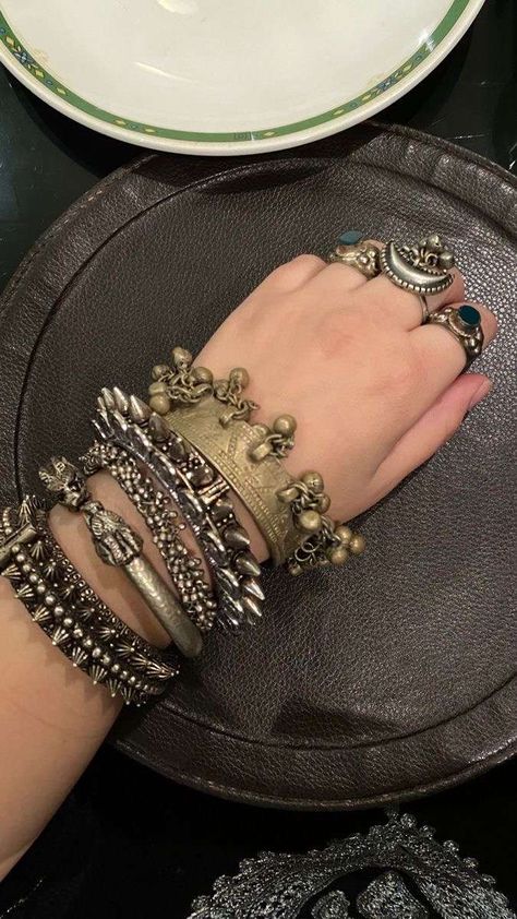 Pakistani Jewellery Aesthetic, Silver Jewelry Collection Aesthetic, Oxidised Jewellery Aesthetic, Indian Jewelry Aesthetic, Navratri Aesthetic, Oxidised Bangles, Keep Smile, Junk Jewellery, Desi Jewelry