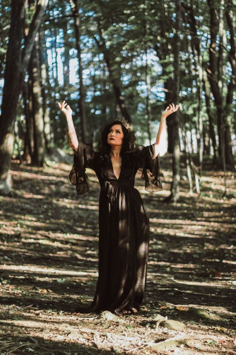 Black Dress Forest Photoshoot, Confident Lady, Wear Black Dresses, Dark Dress, Forest Photos, Senior Photo, Photo Quotes, Outdoor Photography, Girls Wear