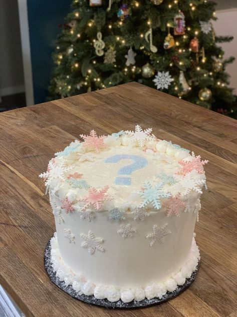 Gender Reveal Party Winter Theme, White Christmas Gender Reveal, Christmas Gender Reveal Cake Ideas, Christmas Gender Reveal To Family, Gender Reveal Theme Winter, Gender Christmas Reveal, Gender Reveal Christmas Cake, Cold Gender Reveal Ideas, Gender Reveal Snowflake Theme