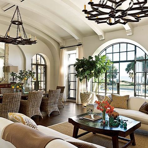 Spanish Style Living Room, Veranda Interiors, Real Estat, Spanish Style Homes, Mediterranean Decor, Mediterranean Home, Mediterranean Homes, A Living Room, Home Fashion