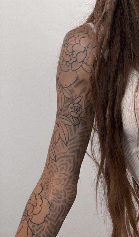 Full Arm Floral Tattoos For Women, Sleeve Sketches Tattoo, Jungle Tattoo Sleeve Women, Tattoo Full Arm Woman, Womens Arm Sleeve Tattoo, Women’s Full Arm Sleeve Tattoo Ideas, Ornamental Tattoo Sleeve, Tat Placement, Women’s Flower Arm Sleeve