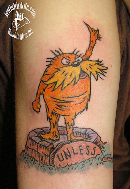 good ole lorax The Lorax Tattoo Ideas, The Lorax Tattoo, Lorax Tattoos, Wild Heart Tattoo, Kurt Tattoo, 12 Tattoos, Literary Tattoos, Tattoo Board, Light Tattoo