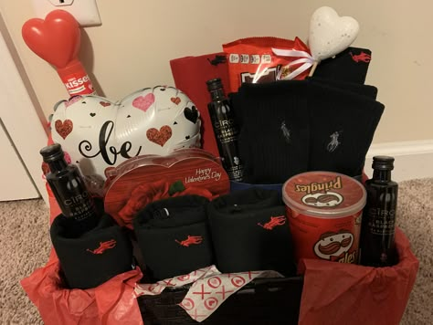 Gift Hamper For Boyfriend Basket Ideas, Polo Gift Basket For Him, Themed Gift Baskets For Husband, Guy Valentines Day Basket, Valentines Day Basket For Him Boyfriends, Bf Valentines Day Basket, Valentine Baskets For Him, Men’s Valentines Basket, Bae Baskets For Him