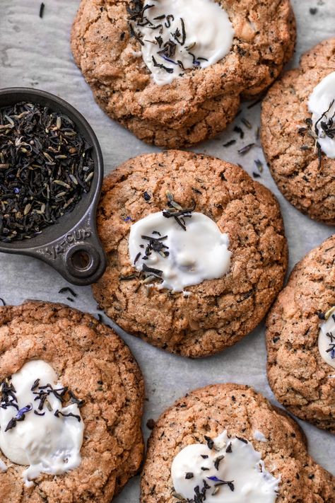 Earl Grey London Fog Cookies - Mia's Kitchen Counter Earl Gray Cookies, London Fog Cookies, Earl Grey Cookies, London Fog Tea, Chai Recipe, Tea Cookies, Digestive Biscuits, Vegetarian Lunch, Spiced Coffee