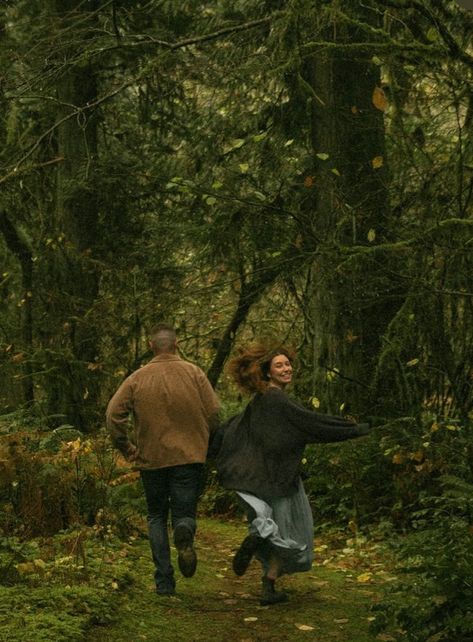 Cinematic Photoshoot, Pnw Elopement, Romance Movie, Collage Des Photos, Forest Engagement, Couple Engagement Pictures, Mossy Green, Nicholas Sparks, Beach Elopement