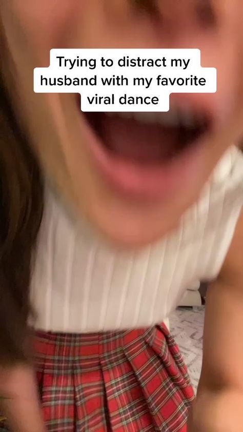 trying to distract my husband with my favorite viral dance Viral Dance, Anime Room, Crazy Funny Memes, My Husband, Funny Memes, Memes, Funny