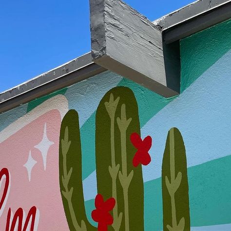 Julia Soria • MURALIST • MAKER on Instagram: "PALM SPRINGS! I love painting for airbnbs, however this one I didn’t get to paint myself. @teddirae.paints & @weave.it.to.jess absolutely knocked it out of the park! This one was also designed by my cousin @sarahhessart ✏️ Sarah has always inspired me, we grew up in art classes, surrounded by artists in the family and always pursing creative freedom! I’m super grateful to have a team of badass creatives in my life to make shit happen! Thank y Creative Freedom, My Cousin, Spring Vibes, Love Painting, Mural Art, In My Life, Palm Springs, Art Classes, The Park