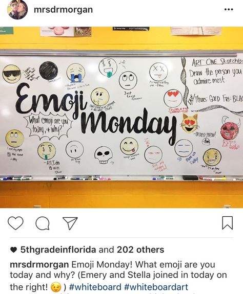 Emoji bell ring Monday Messages For Students, Monday Bell Ringer, Monday Morning Message Classroom, Classroom Question Of The Day, Morning Questions For Students, Monday Writing Prompts, Monday Whiteboard Message, Monday Whiteboard Prompt, White Board Activities