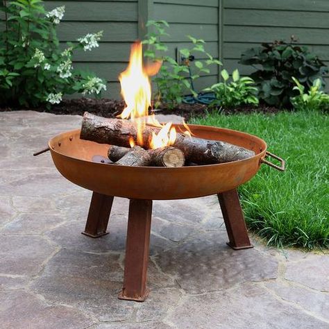 #firepit #outdoorfirepit Cast Iron Fire Pit, Iron Fire Pit, Small Fire Pit, Rustic Fire Pits, Cool Fire Pits, Wood Fire Pit, Fire Pit Furniture, Fire Pit Bowl, Steel Fire Pit