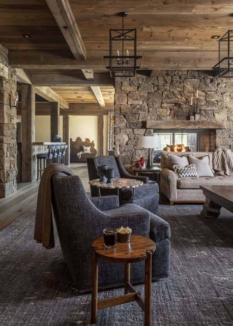 Tour this rustic yet refined Big Sky house with majestic mountain views Mountain House Design, Rustic Mountain Homes, Timber Architecture, Top Architects, Mountain Living, Mountain Modern, Modern Mountain, Lodge Style, Mountain Homes