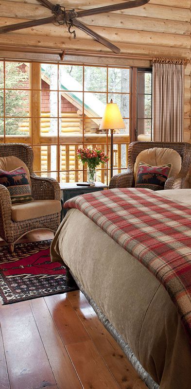 Log Home Bedroom, Cabin Bedroom Decor, Rustic Bedrooms, Rustic Style Bedroom, Rustic Bedroom Ideas, Lodge Bedroom, Rustic Bedding Sets, Rustic Bedroom Design, Log Cabin Living