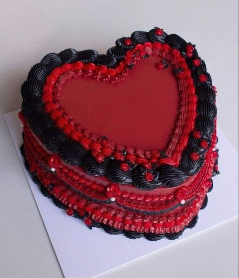 Spooky Halloween Birthday Cakes, Coffin Shaped Cake, Black And Red Heart Cake, Halloween Heart Cake, Red And Black Cake Ideas Birthdays, Red And Black Heart Cake, Dark Red Cake, October Birthday Cake, Emo Cake