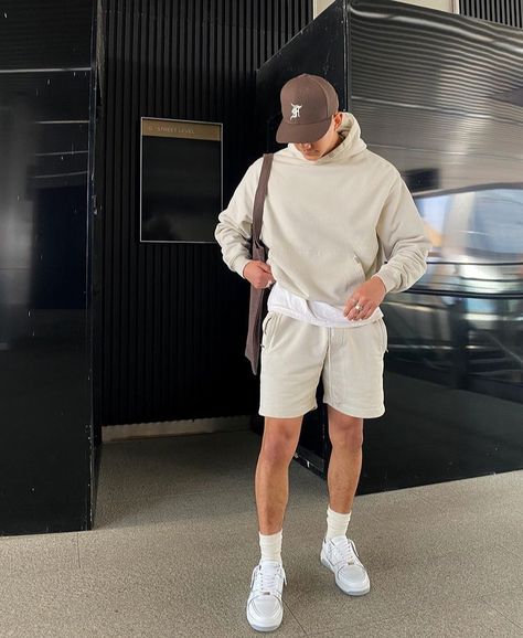 Tinola, Herren Style, Trendy Boy Outfits, Mens Summer Outfits, Mens Casual Outfits Summer, Stylish Men Casual, Street Style Outfits Men, Mens Casual Dress Outfits, Men Stylish Dress