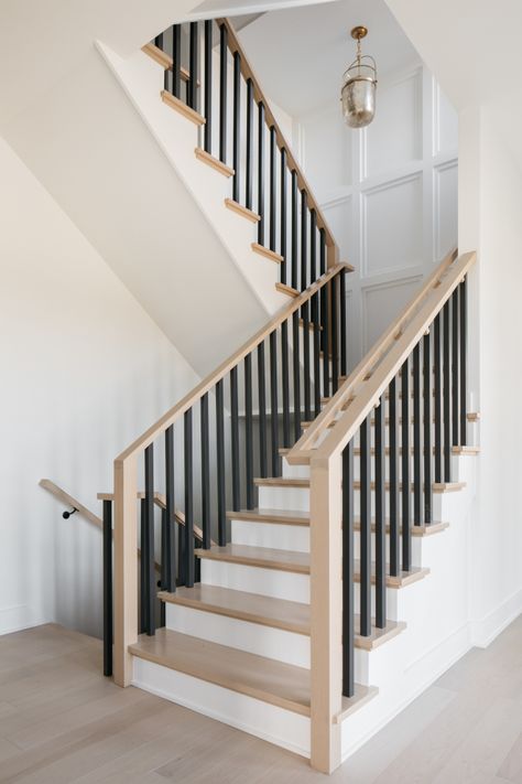 Wood And White Stair Railing, Black And Wood Bannister, Black And White Wood Stairs, Black Wood Staircase, Modern Wood Railing, Color Staircase, Switchback Staircase, White Oak Staircase, Black Balusters