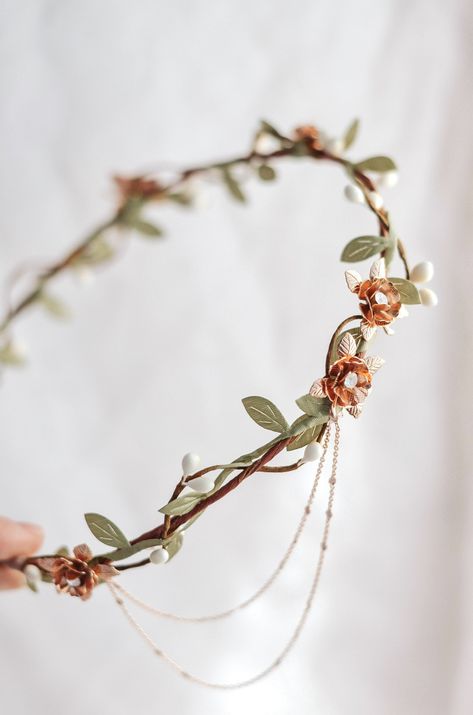 Rose Gold Flower Crown, Rose Pip Vine Circlet, Whimsical Bridal Crown, Rhinestone Headpiece, Metallic Hair Jewelry, Woodland Wedding Halo - Etsy Gold Flower Crown, Wedding Circlet, Bridal Circlet, Greek Hair, Fantasy Ball, Fantasy Jewellery, Gold Wedding Flowers, Woodland Crown, Wedding Halo