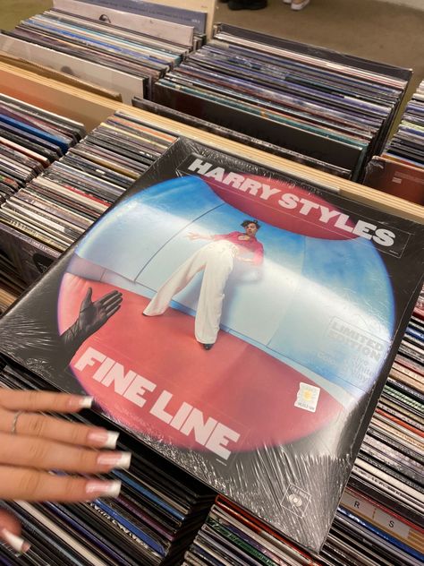 Fine Line Vinyl, Album Fine Line, Harry Styles Vinyl, Vinyl Wishlist, Cd Aesthetic, 1989 Tv, Perfect Handwriting, Bday Wishlist, Harry Styles Fine Line