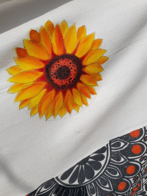 Sunflower painting on fabrics Sunflower Fabric Painting, Orange Color Shades, Sunflower Fabric, Fabric Paint Diy, Fabric Painting On Clothes, Paint Diy, Sunflower Painting, Painted Clothes, Hand Painting Art