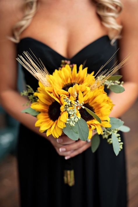 Sunflower bouquet and black bridesmaid dresses Sunflower Wedding Bouquet, Summer Wedding Bouquets, Sunflower Bouquets, Sunflower Wedding, Wedding Destination, Trendy Wedding, Here Comes The Bride, Wedding Bells, Country Wedding