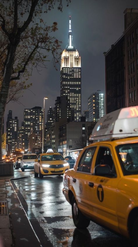 New York Aesthetic Empire State, New York Taxi Aesthetic, Nova York City, Nova York Aesthetic, Nyc Street Aesthetic, New York Wallpaper Aesthetic, Empire State Building Aesthetic, Taxi Aesthetic, Nyc Night Aesthetic